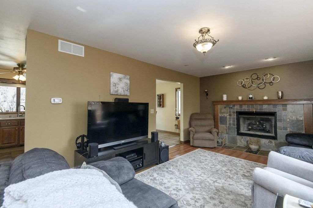 Photo of 68 E Prospect STREET, Hartford, WI 53027 (MLS # 1955155)