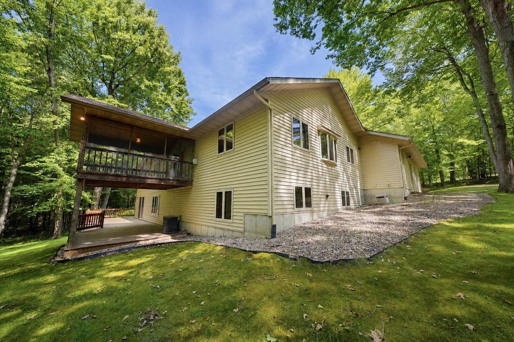 Photo of 234704 N 96th AVENUE, Wausau, WI 54401 (MLS # 22604070)