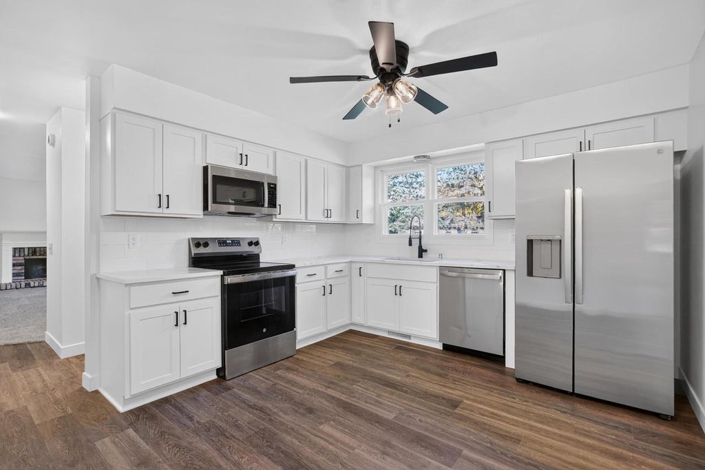 Photo of 5302 Camilla ROAD, Madison, WI 53716 (MLS # 2035282)