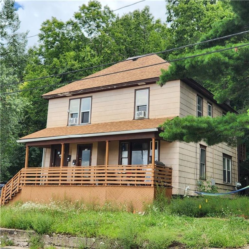 Photo of 715 S Dewey STREET #2, Eau Claire, WI 54701 (MLS # 1598971)