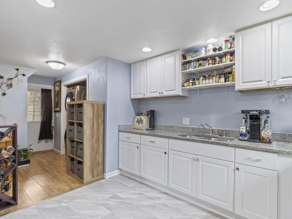 Photo of 3923 S 41st STREET, Greenfield, WI 53221 (MLS # 1946096)