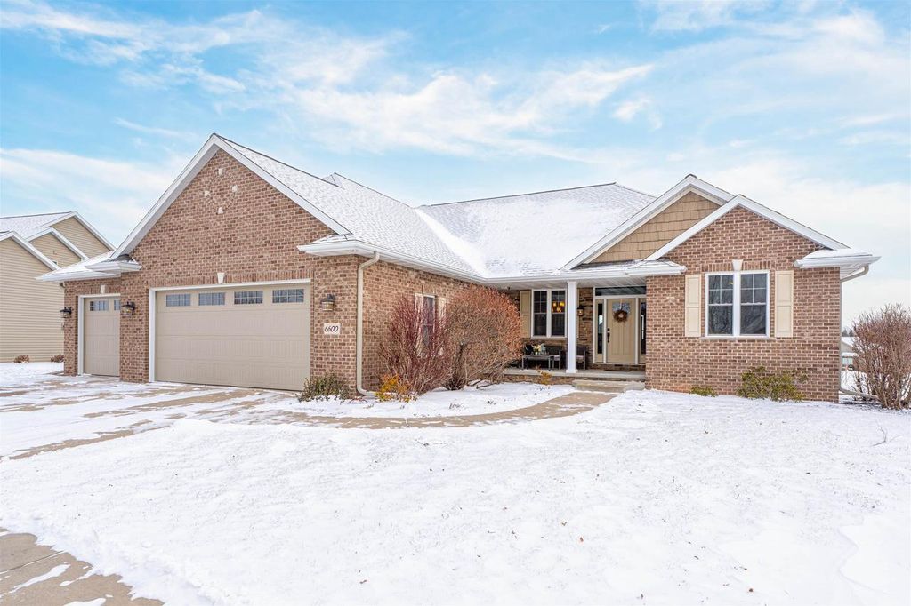 Photo of 6600 N Kurey DRIVE, Appleton, WI 54913 (MLS # 50320409)