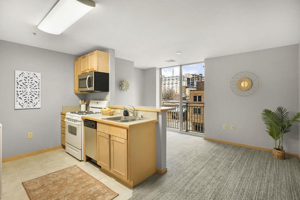 Photo of 333 W Mifflin STREET #3040, Madison, WI 53703 (MLS # 2020890)