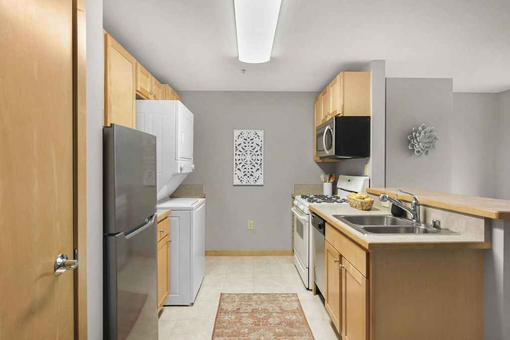 Photo of 333 W Mifflin STREET #3040, Madison, WI 53703 (MLS # 2020890)