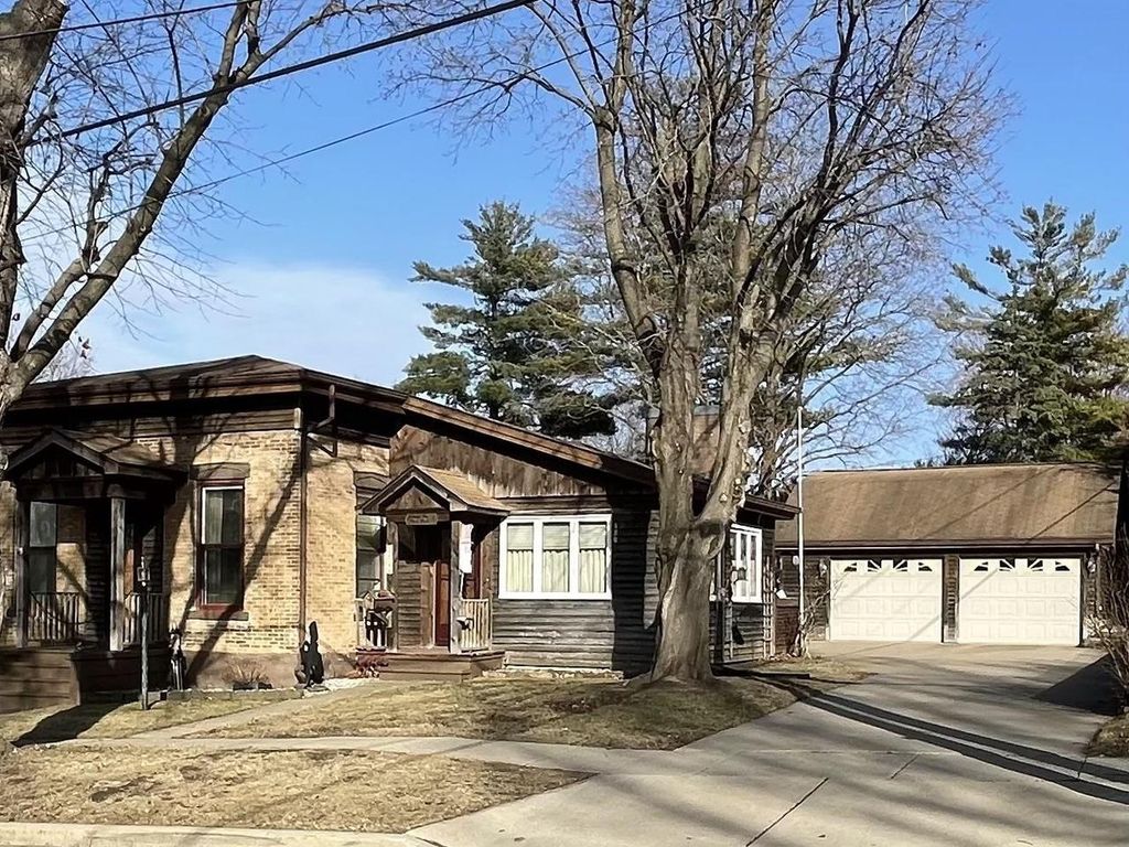 Photo of 208 N Capron STREET, Berlin, WI 54923 (MLS # 50322158)