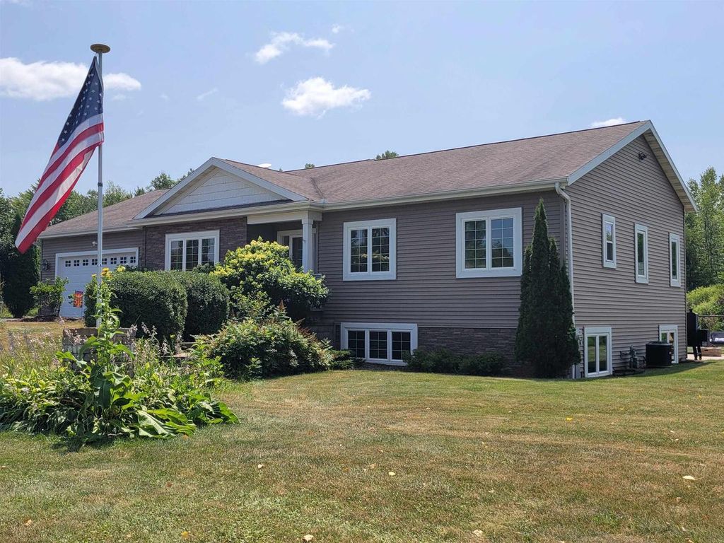 Photo of 168711 Mountain Bay ROAD, Ringle, WI 54471 (MLS # 22603506)