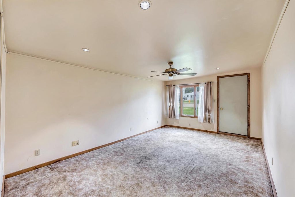 Photo of 124 W Cecil STREET, Neenah, WI 54956 (MLS # 50332429)