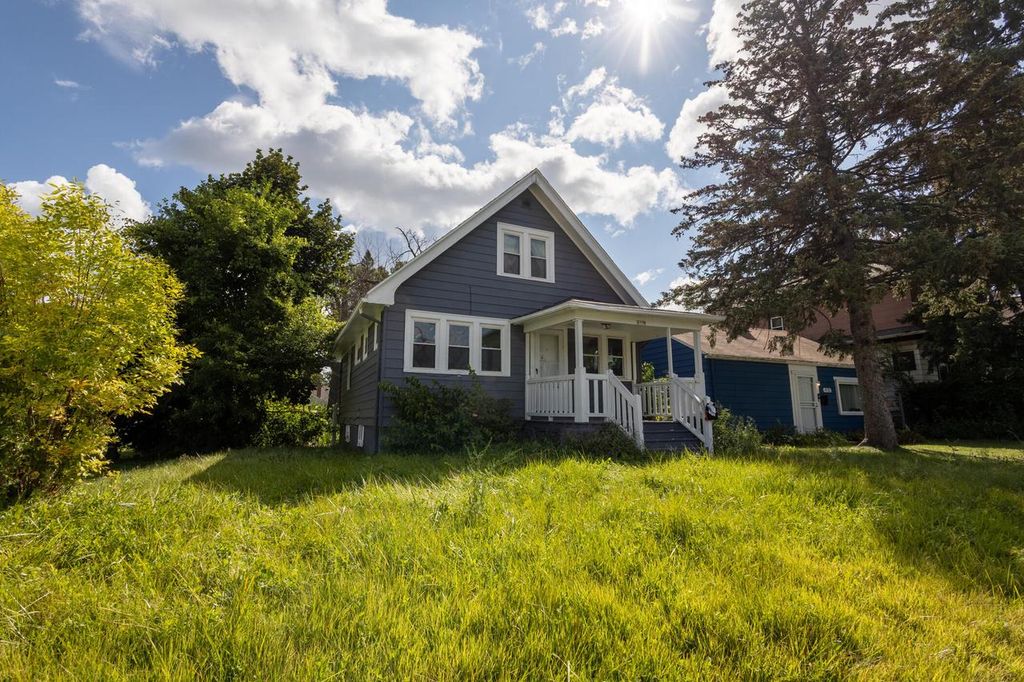 Photo of 4738 N 20th STREET, Milwaukee, WI 53209 (MLS # 1934579)
