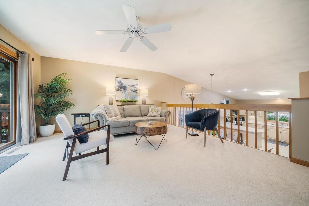 Photo of 2119 Cloudview COURT, Appleton, WI 54914 (MLS # 50318266)