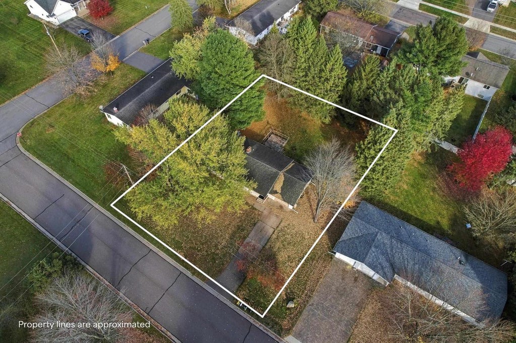 Photo of 903 Hollywood DRIVE, Merrill, WI 54452 (MLS # 22605213)
