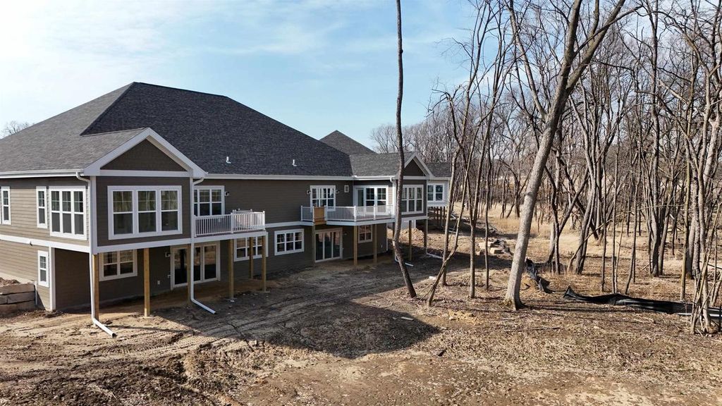 Photo of Unit 11 Deer Hollow COURT, Deforest, WI 53532 (MLS # 2019316)