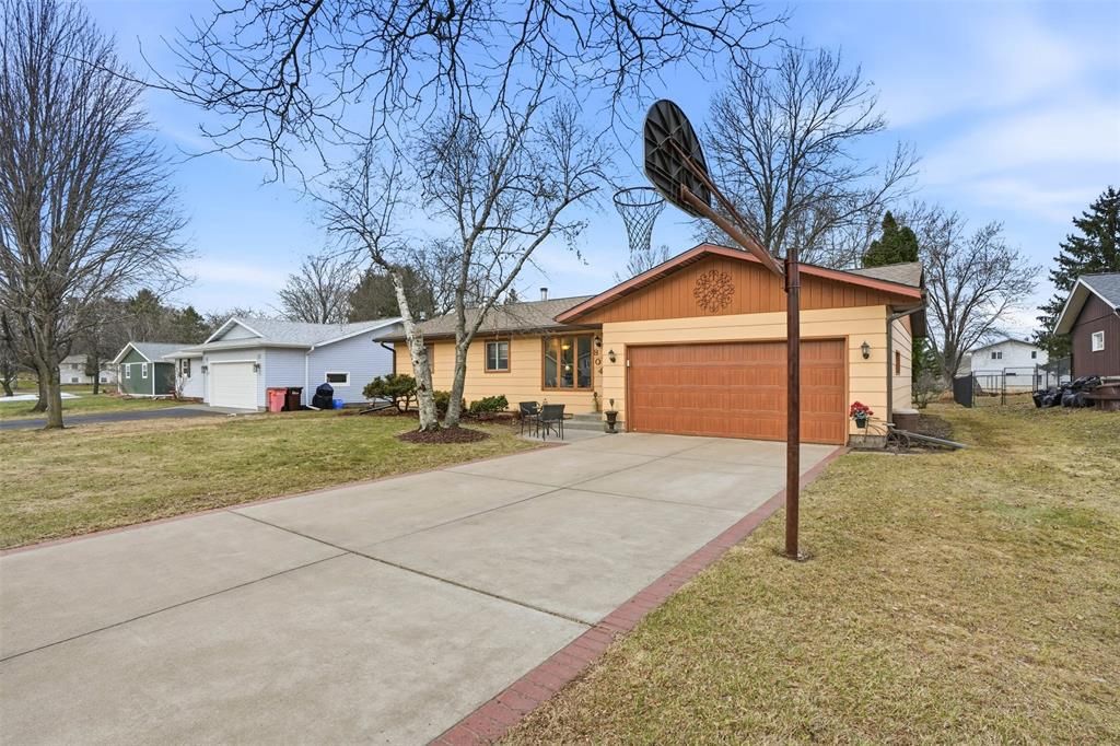 Photo of 804 Roberts STREET, Altoona, WI 54720 (MLS # 1599424)