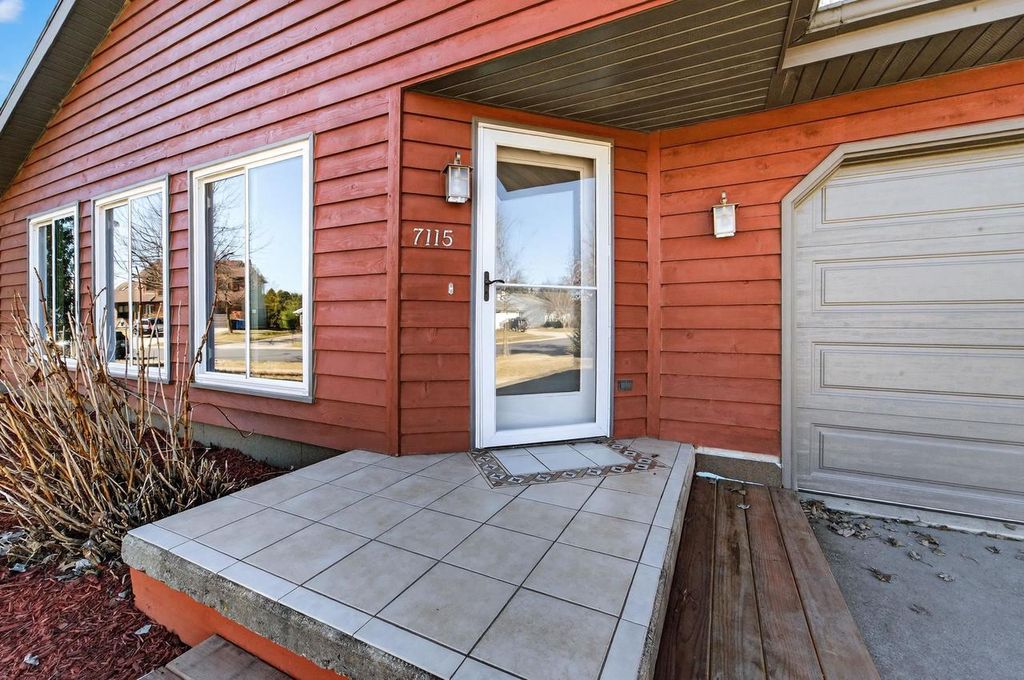 Photo of 7115 Spring Hill DRIVE, Middleton, WI 53562 (MLS # 2019809)