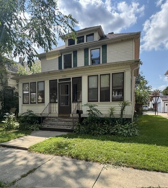 Photo of 1522 Thurston AVENUE, Racine, WI 53405 (MLS # 1979488)