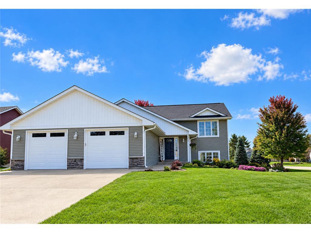 Photo of 1204 Wren PLACE, New Richmond, WI 54017 (MLS # 7156865)