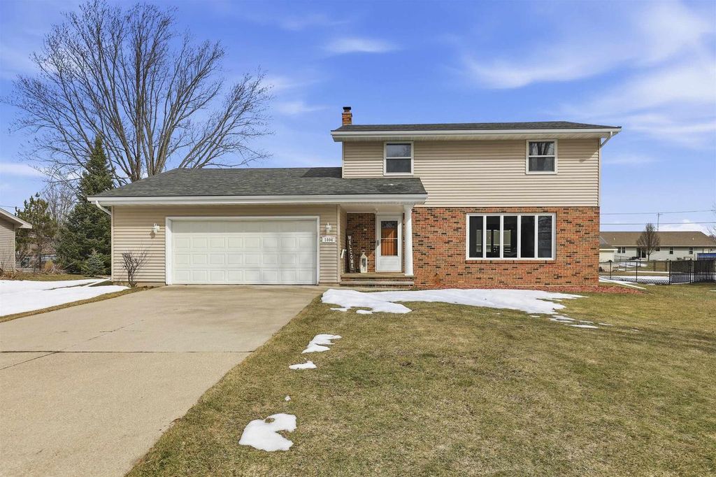 Photo of 1894 Susan AVENUE, Neenah, WI 54956 (MLS # 50322798)