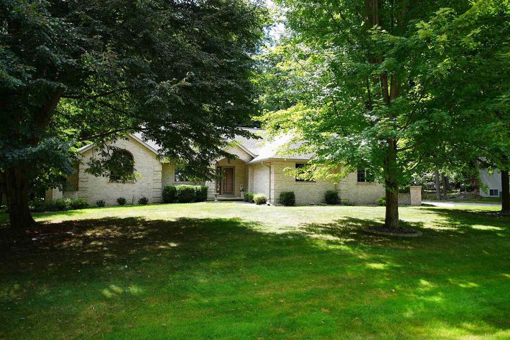 Photo of 2077 Cormorant LANE, Suamico, WI 54313 (MLS # 50331154)