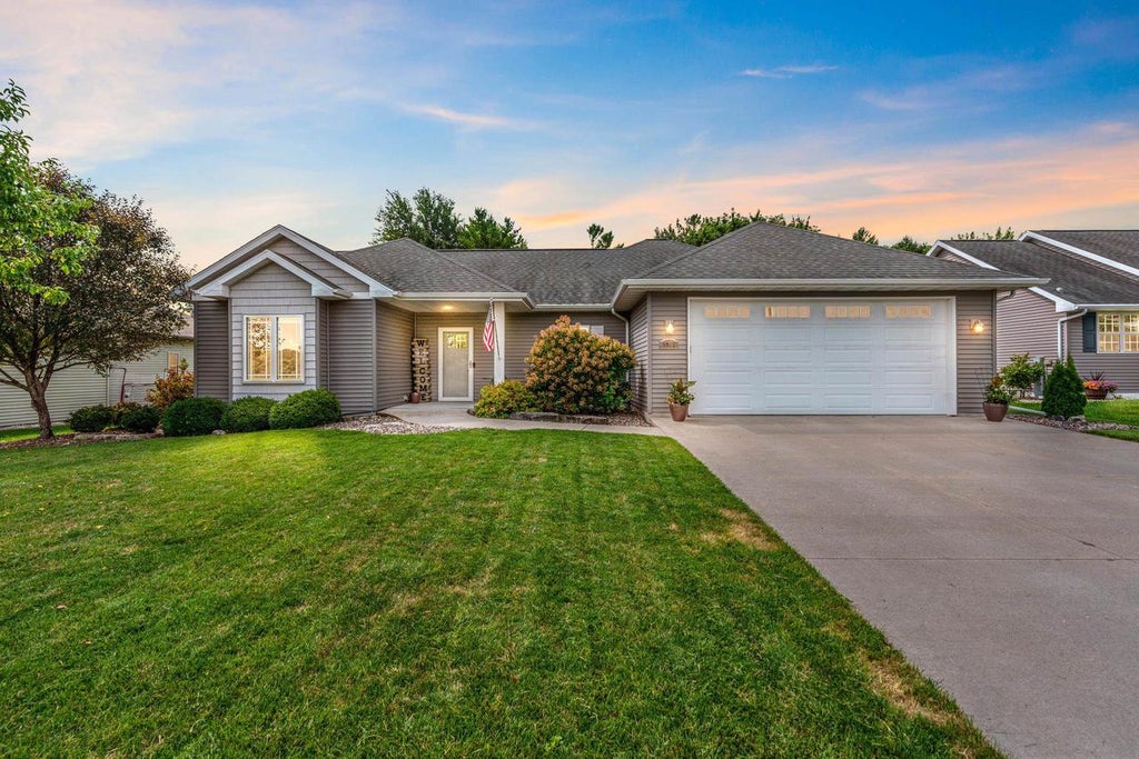 Photo of 1951 Jacobsen ROAD, Neenah, WI 54956 (MLS # 50330918)