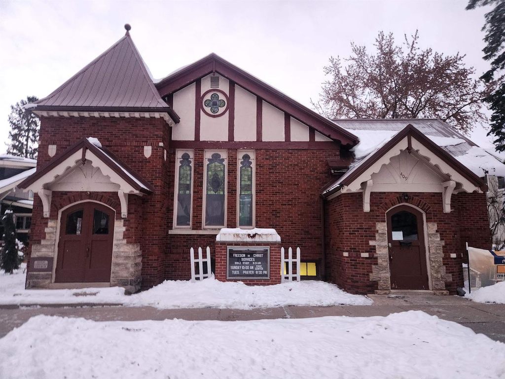 Photo of 409 4TH Street STREET, Baraboo, WI 53913 (MLS # 2013348)