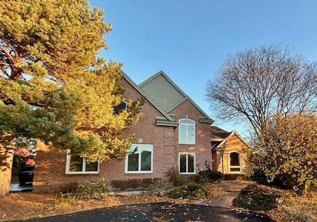 Photo of 19770 FoxKirk COURT, Brookfield, WI 53045 (MLS # 1941971)