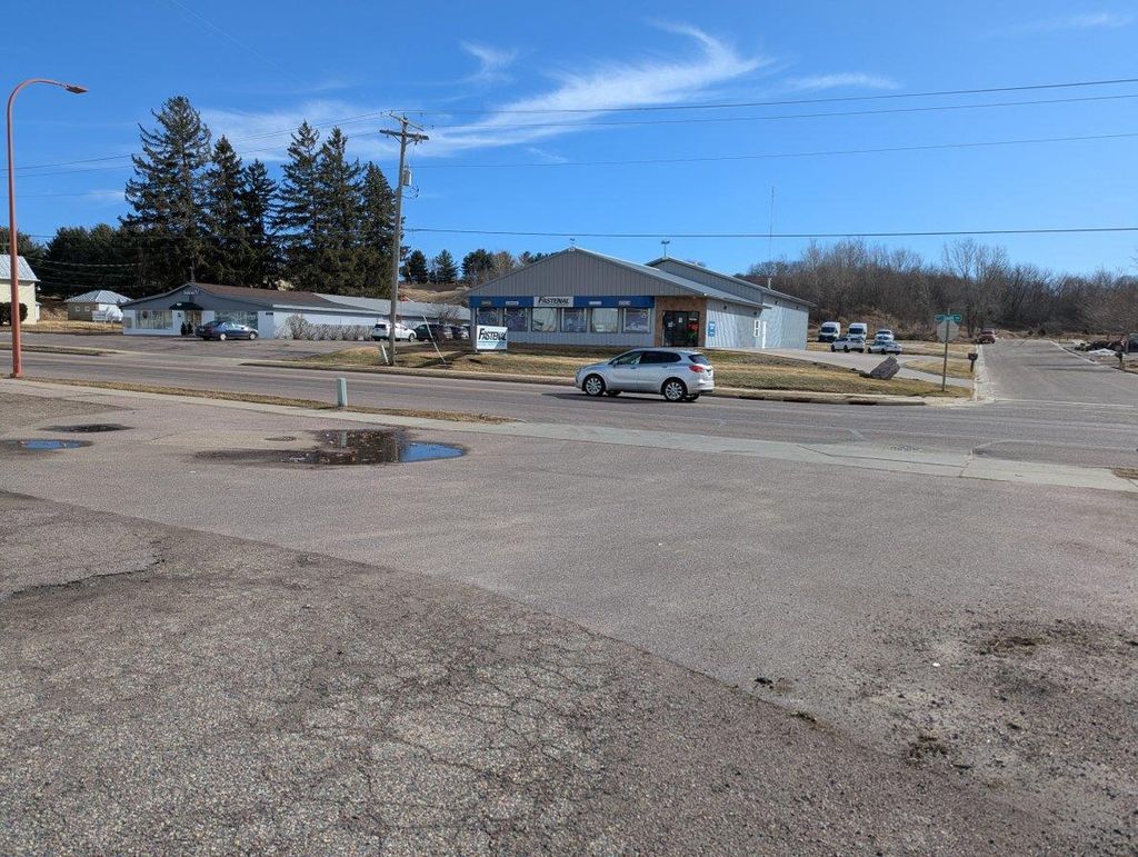 Photo of 721 South BOULEVARD, Baraboo, WI 53913 (MLS # 2016836)