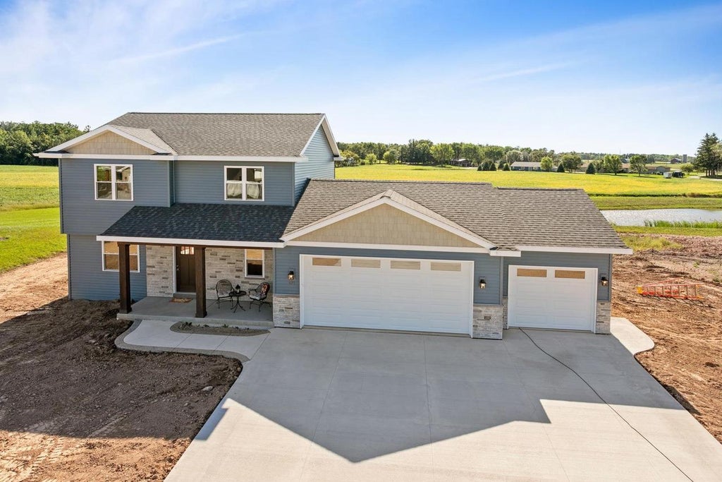 Photo of 471 Rustic Ridge DRIVE, Brillion, WI 54110 (MLS # 50333882)