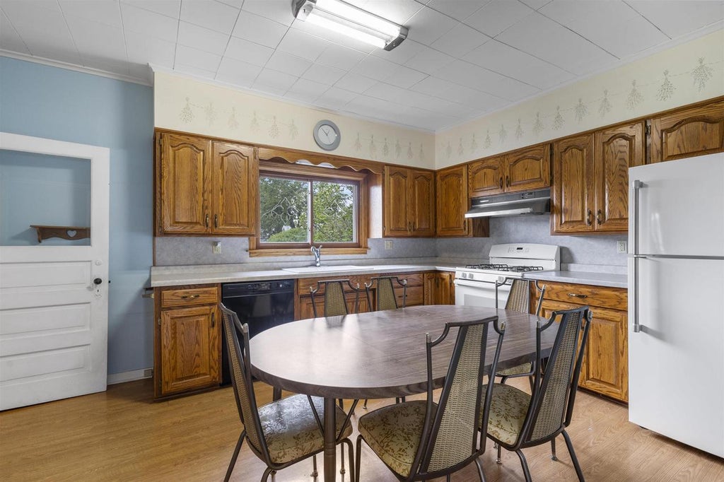 Photo of 1123 Garfield AVENUE, Marinette, WI 54143 (MLS # 50332959)
