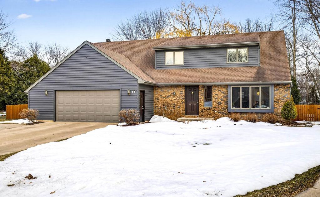 Photo of 72 Thistle Down COURT, Appleton, WI 54915 (MLS # 50324285)
