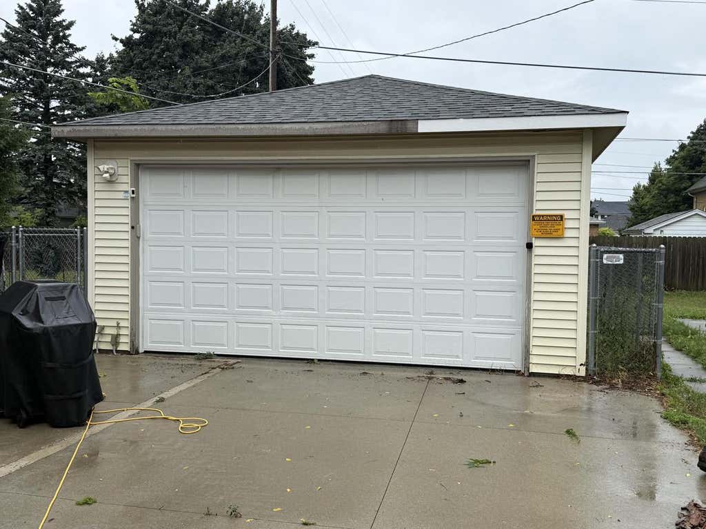 Photo of 1616 E Eden PLACE, Saint Francis, WI 53235 (MLS # 1975382)