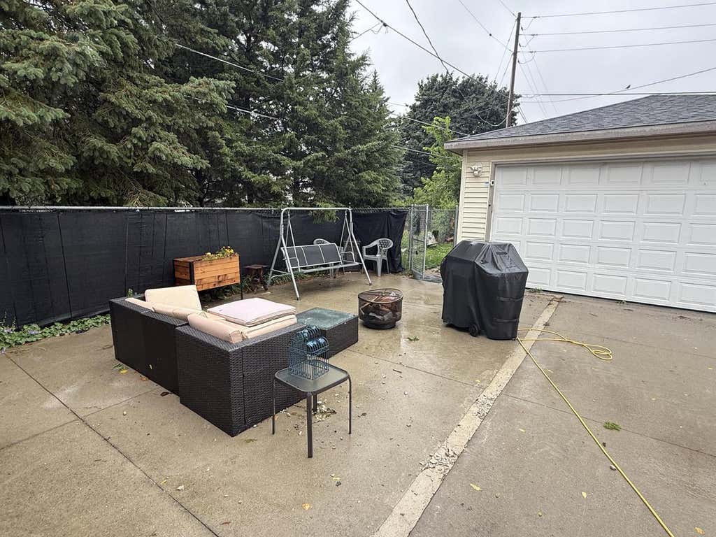 Photo of 1616 E Eden PLACE, Saint Francis, WI 53235 (MLS # 1975382)