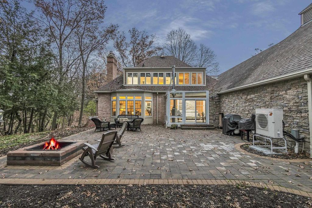 Photo of 1428 Carrington STREET, Janesville, WI 53545 (MLS # 2013302)