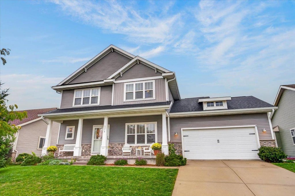 Photo of 9914 Autumn Breeze ROAD, Middleton, WI 53562 (MLS # 2033791)