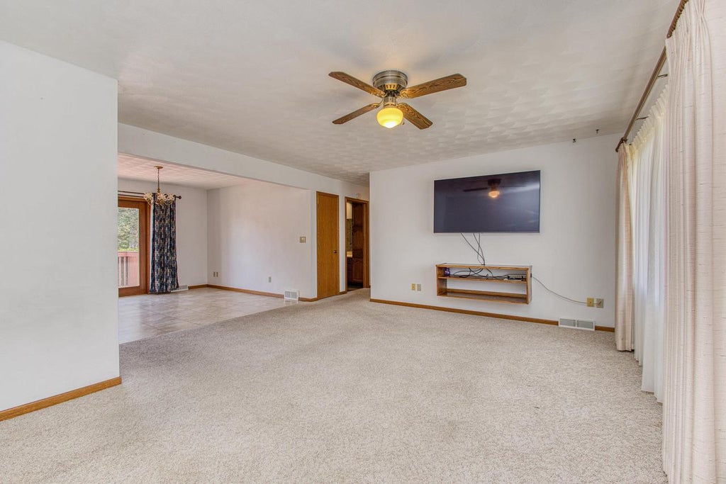 Photo of 1385 Karla STREET, Platteville, WI 53818 (MLS # 2034989)