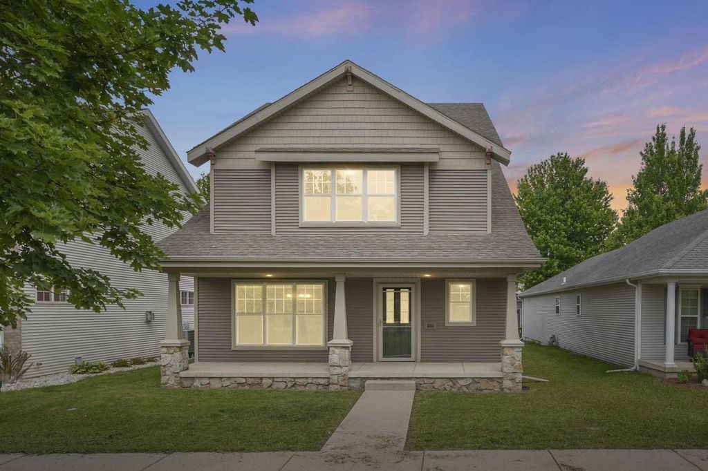 Photo of 1565 Okeeffe AVENUE, Sun Prairie, WI 53590 (MLS # 2024819)
