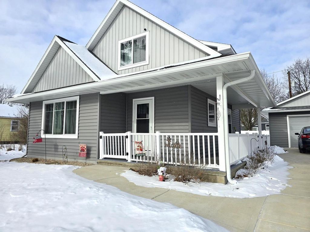 Photo of 2135 Shopiere ROAD, Beloit, WI 53511 (MLS # 2015782)