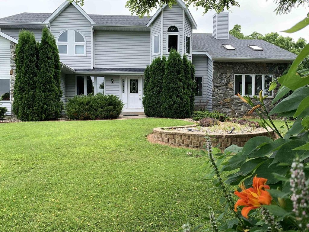 Photo of W11380 Ninabuck ROAD, Columbus, WI 53925 (MLS # 2018419)