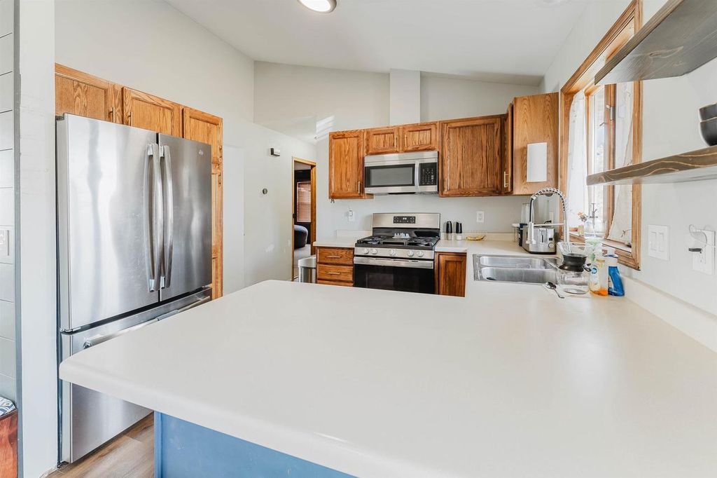 Photo of 3113 Bellfield DRIVE, Oshkosh, WI 54904 (MLS # 50323251)