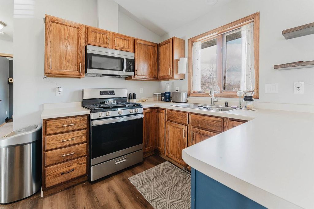 Photo of 3113 Bellfield DRIVE, Oshkosh, WI 54904 (MLS # 50323251)