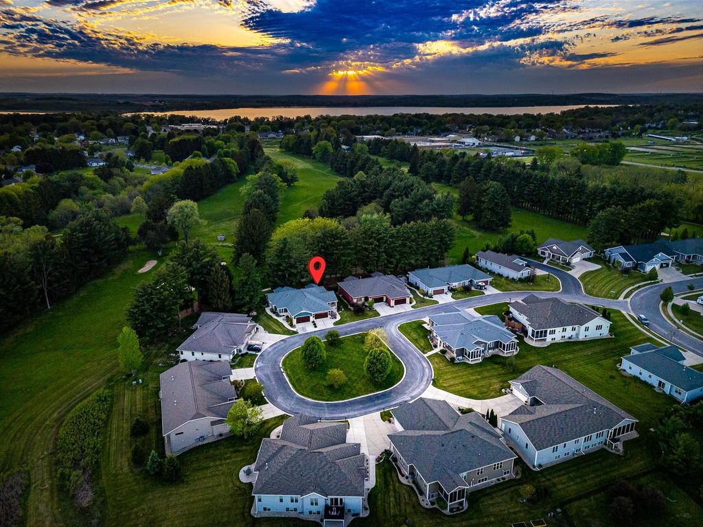 Photo of 901 Whispering Pines CIRCLE, Lake Mills, WI 53551 (MLS # 1963182)