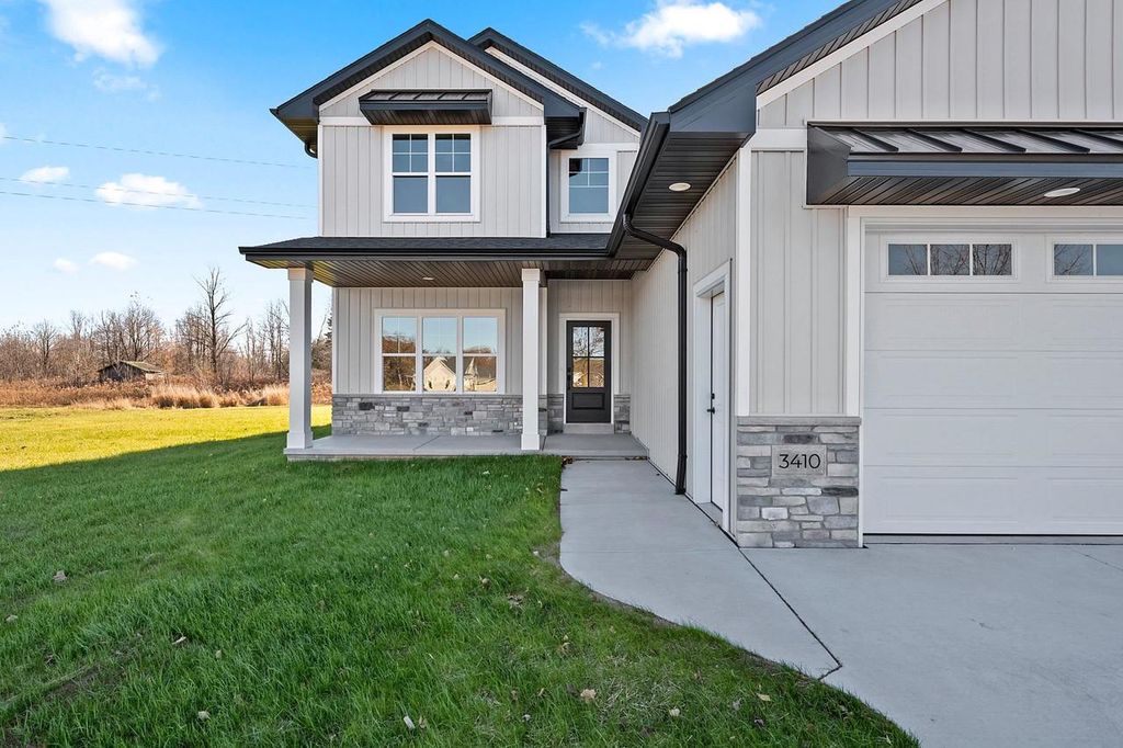 Photo of 3410 Sitka STREET, Green Bay, WI 54311 (MLS # 50325722)