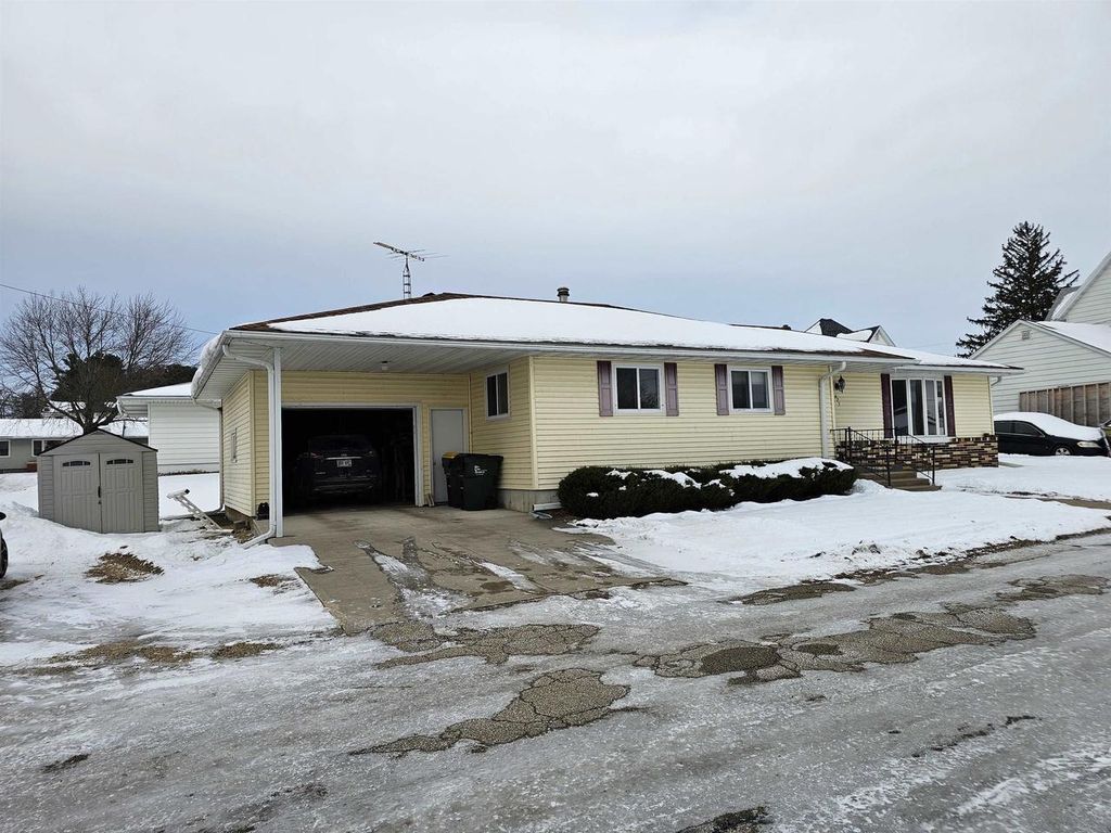 Photo of 625 4th STREET, Bloomington, WI 53804 (MLS # 2013918)