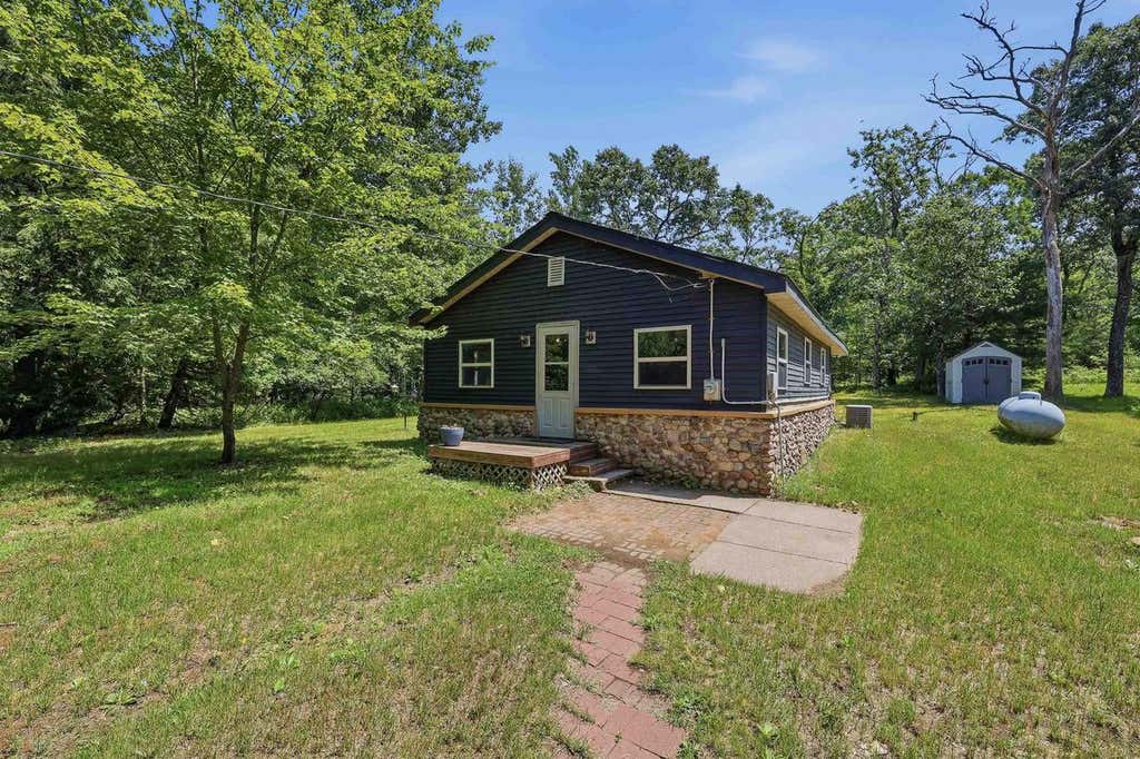 Photo of 7195 Boelter Lake COURT, Almond, WI 54909 (MLS # 22603040)