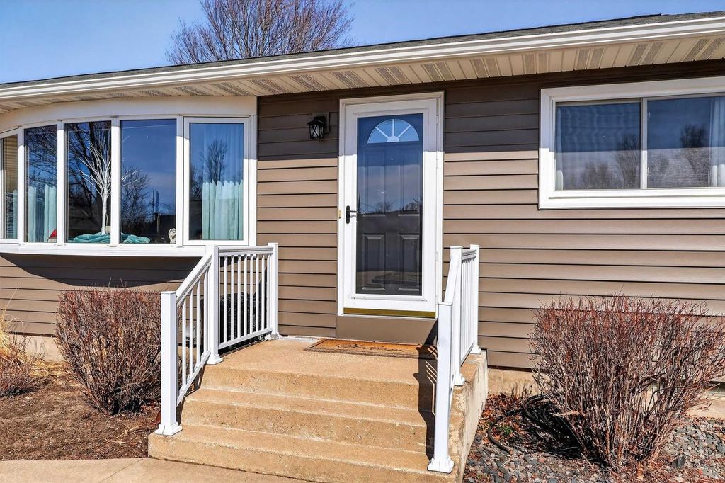 Photo of 1541 E G STREET, Wisconsin Rapids, WI 54494 (MLS # 22600989)