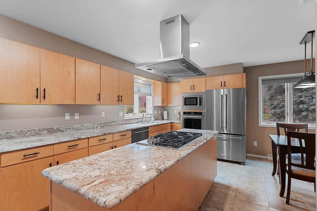 Photo of 1525 N Bay Highlands DRIVE, Green Bay, WI 54311 (MLS # 50330309)