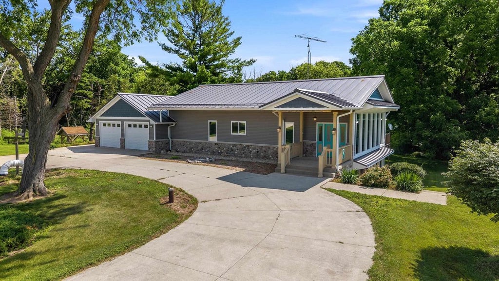 Photo of N4084 Sock ROAD, Reeseville, WI 53579 (MLS # 2032241)