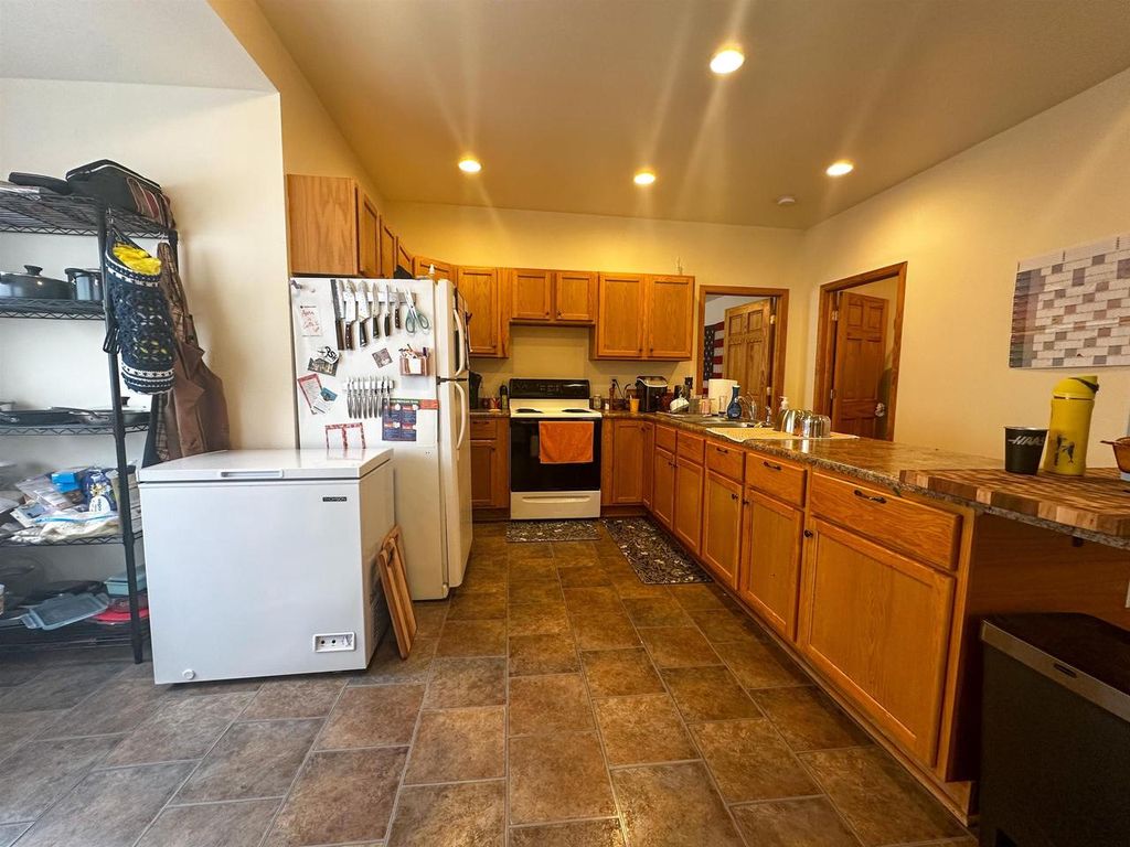 Photo of 557 Mt Vernon STREET, Oshkosh, WI 54901 (MLS # 50322660)