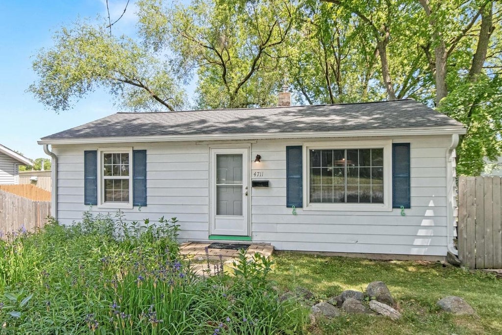Photo of 4711 Camden ROAD, Madison, WI 53716 (MLS # 2024534)