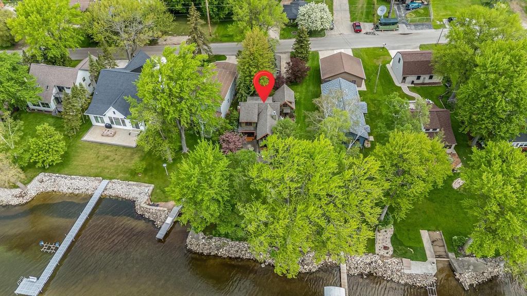 Photo of 1783 Brighton Beach ROAD, Menasha, WI 54952 (MLS # 50322417)
