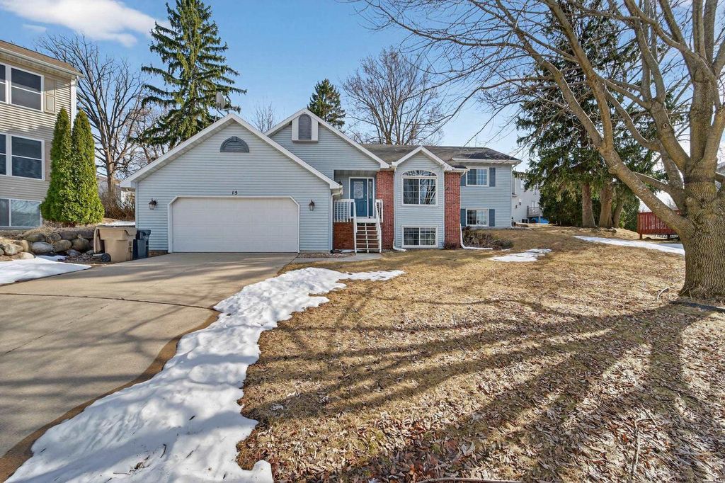 Photo of 15 Naylor CIRCLE, Madison, WI 53719 (MLS # 2019073)