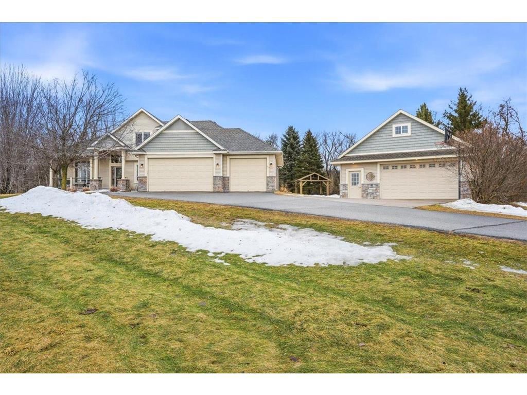 Photo of 925 Sadie's LANE, Hudson, WI 54016 (MLS # 7024726)